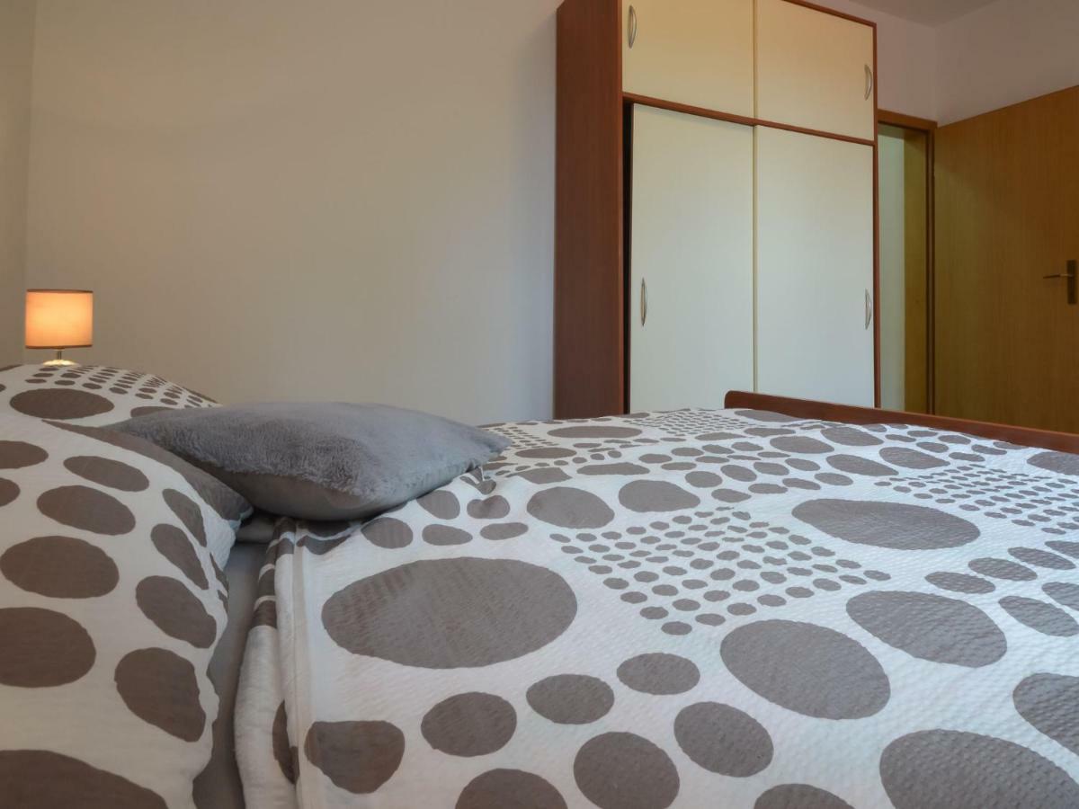 Apartment Mara-1 By Interhome Anić Exteriör bild